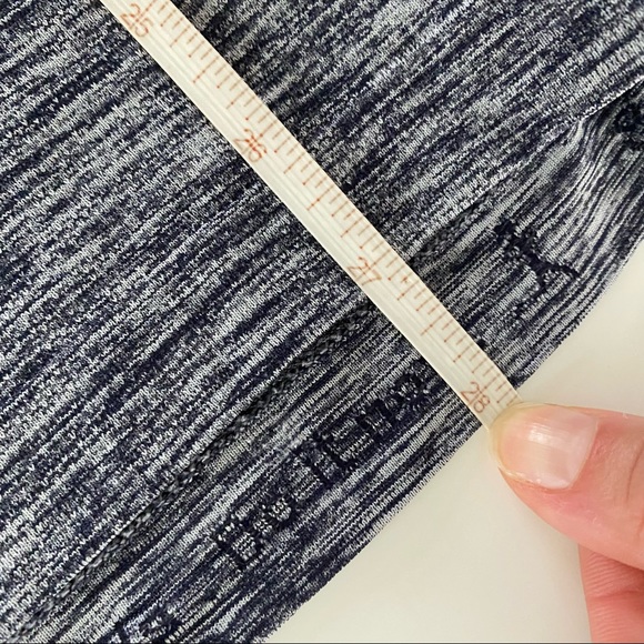 Lululemon Swiftly Tech Short Sleeve Heathered Cadet Blue size 8 - Picture 11 of 12